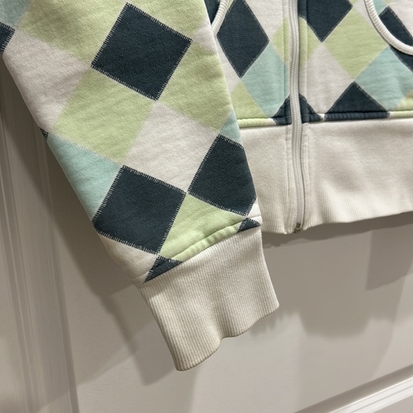 Lululemon Scuba Hoodie - Picture 4 of 6